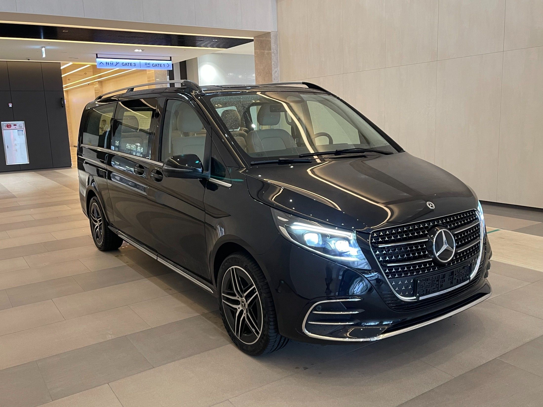 MERCEDES BENZ V-CLASS
