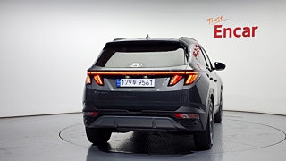 HYUNDAI TUCSON NX4 2021