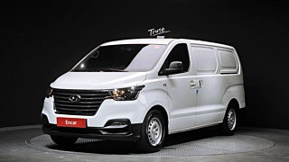 HYUNDAI STAREX GRAND  Van 3 Seater 2021