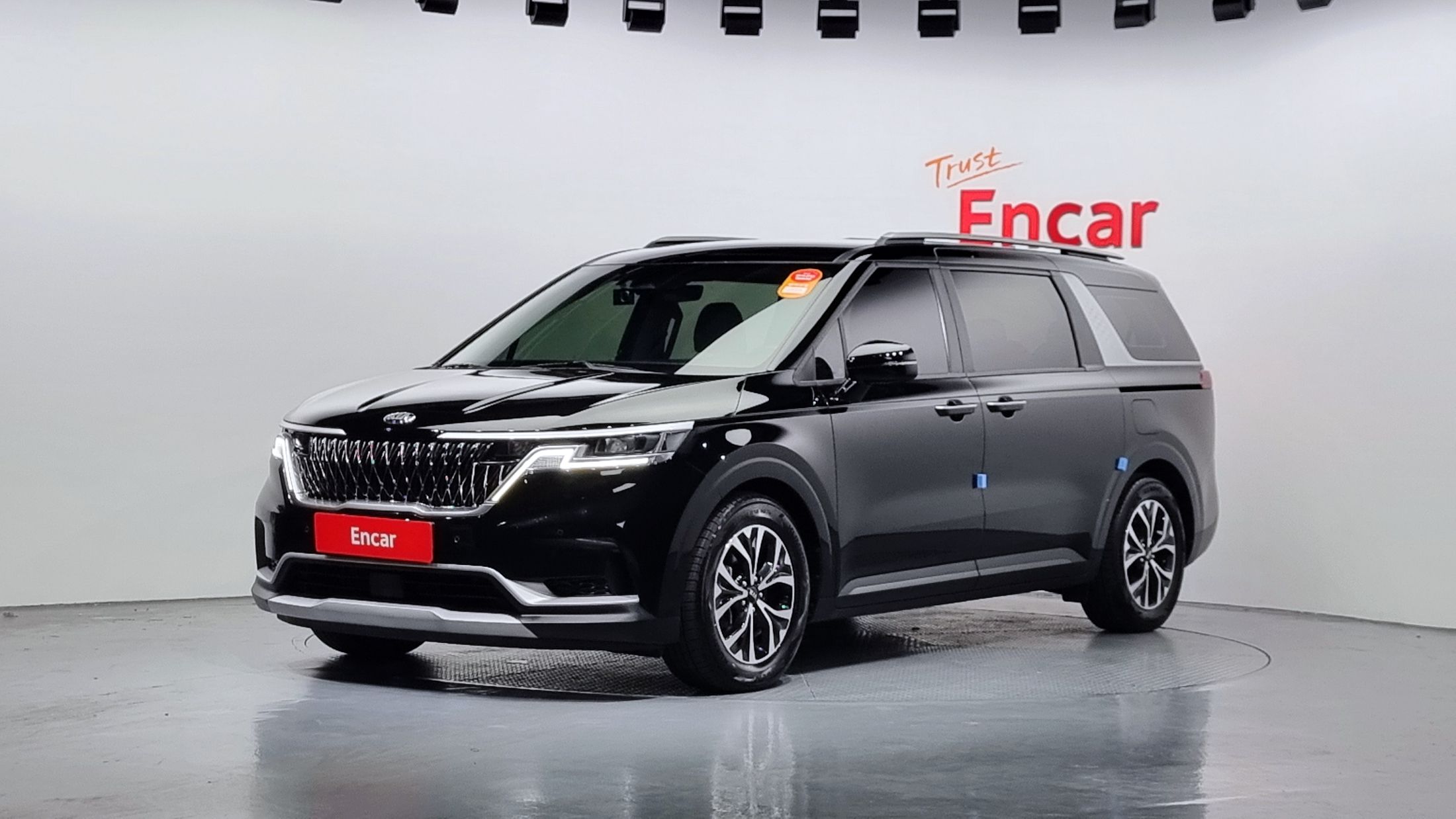KIA CARNIVAL 2021