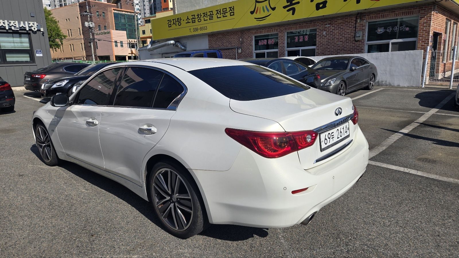 INFINITI Q50 2015