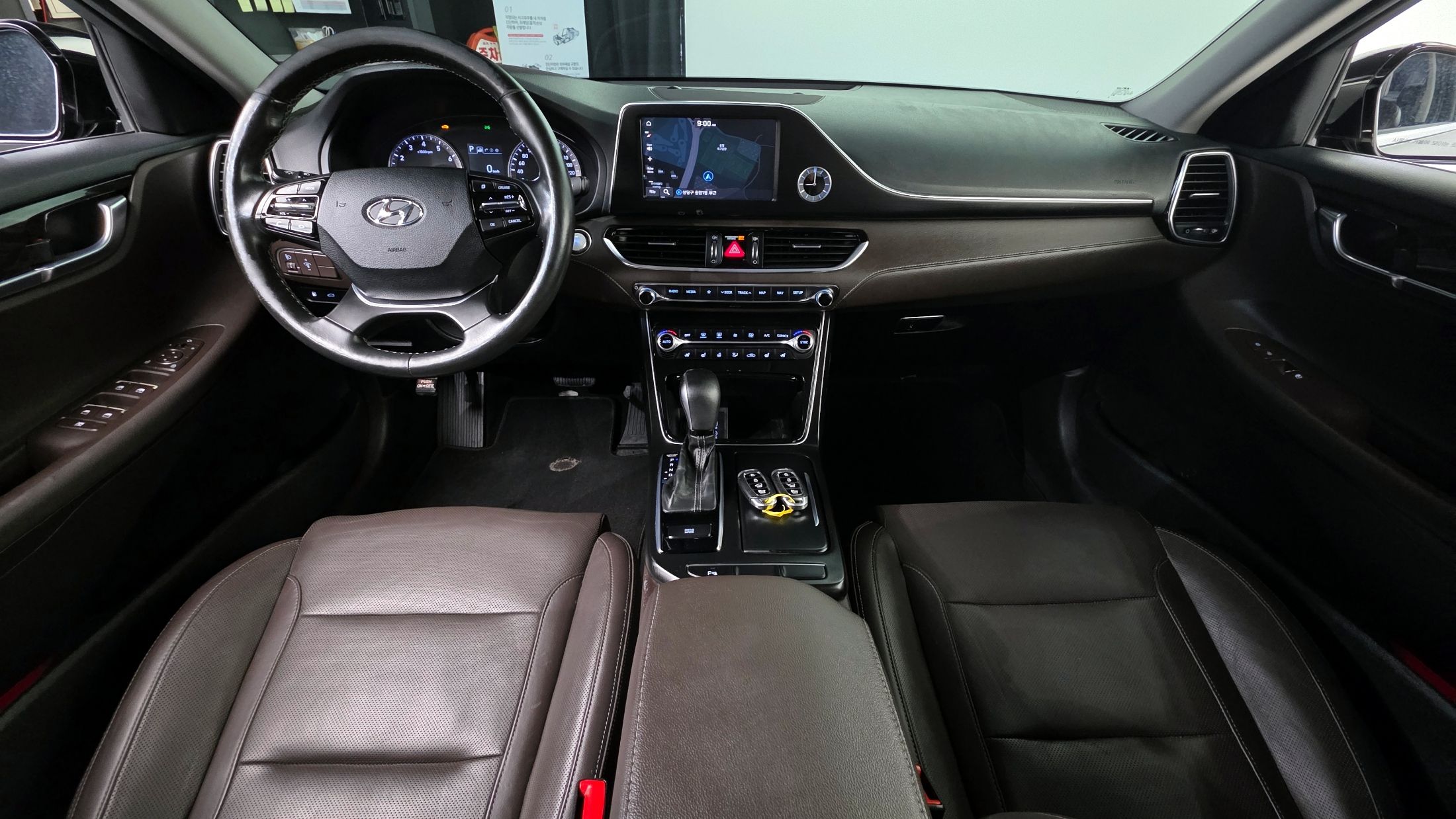HYUNDAI GRANDEUR IG 2017