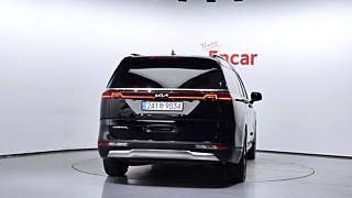 KIA CARNIVAL 2023