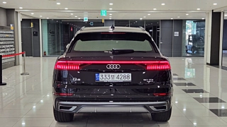AUDI Q8 4M 2021