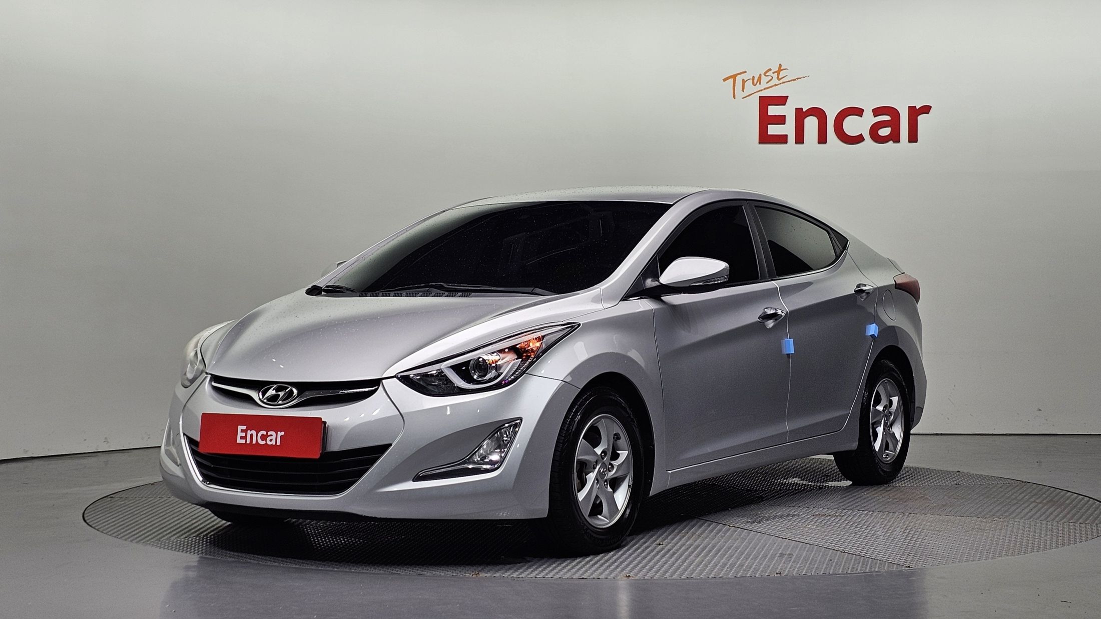 HYUNDAI AVANTE 2015