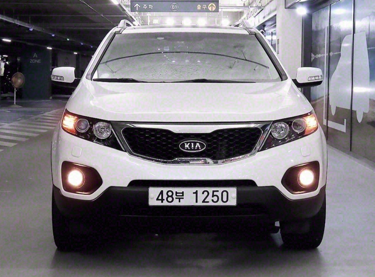KIA SORENTO R 2011