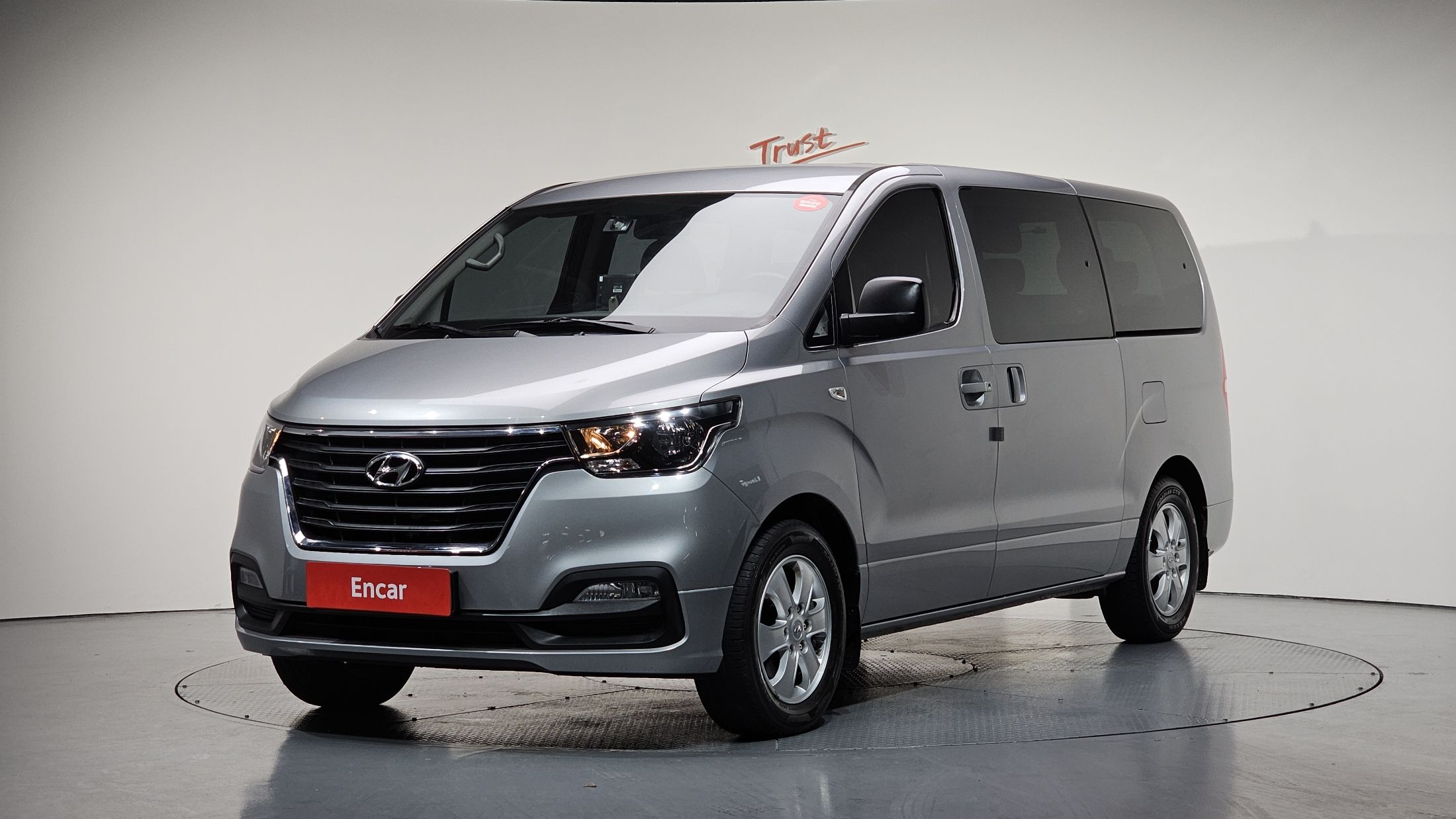 HYUNDAI STAREX GRAND