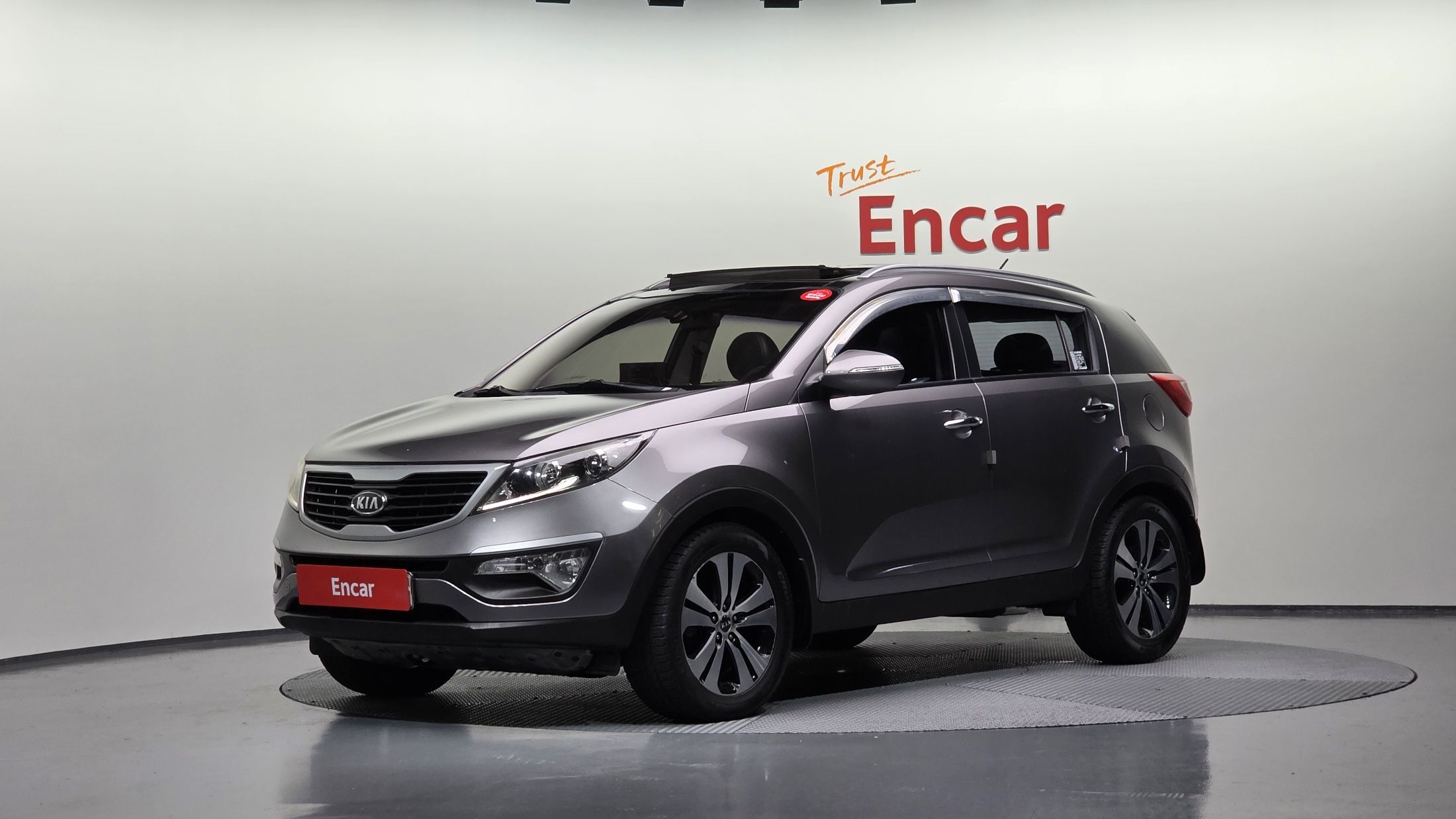 KIA SPORTAGE R