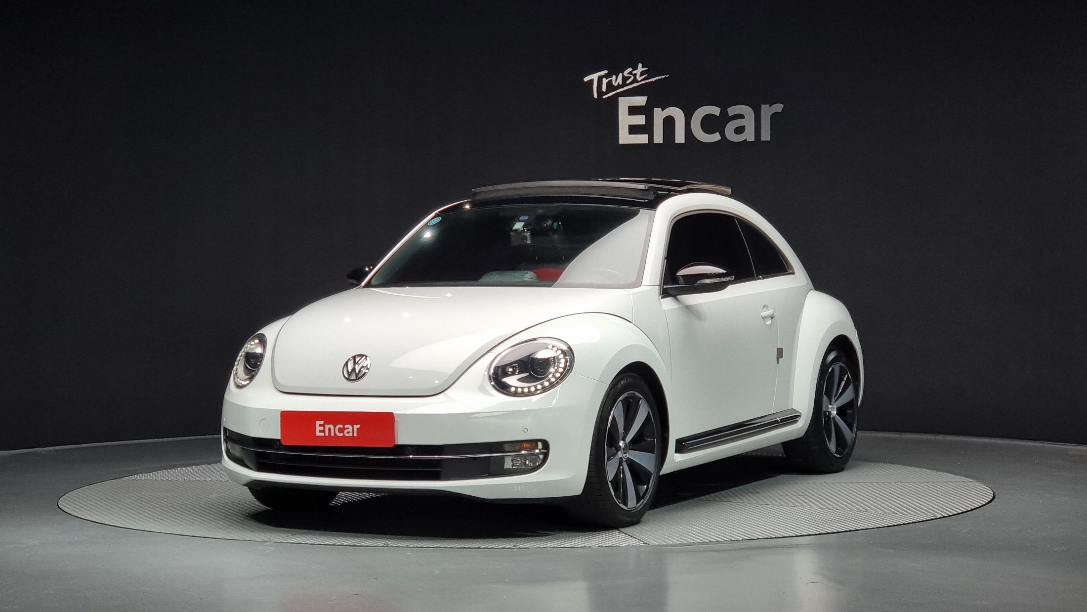 VOLKSWAGEN BEATLE 2014