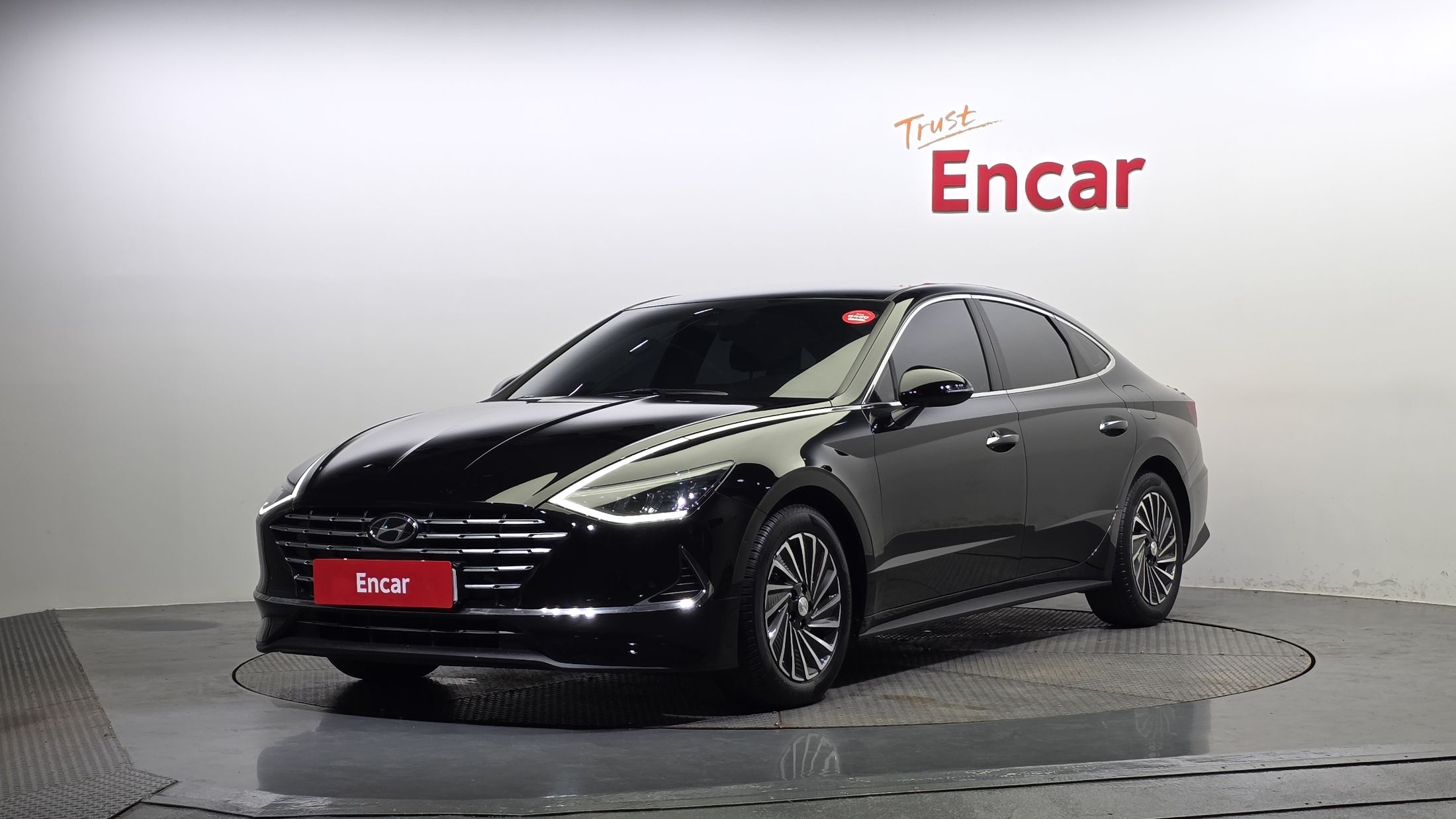 HYUNDAI SONATA HYBRID DN8