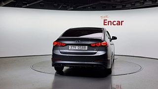HYUNDAI AVANTE AD 2016