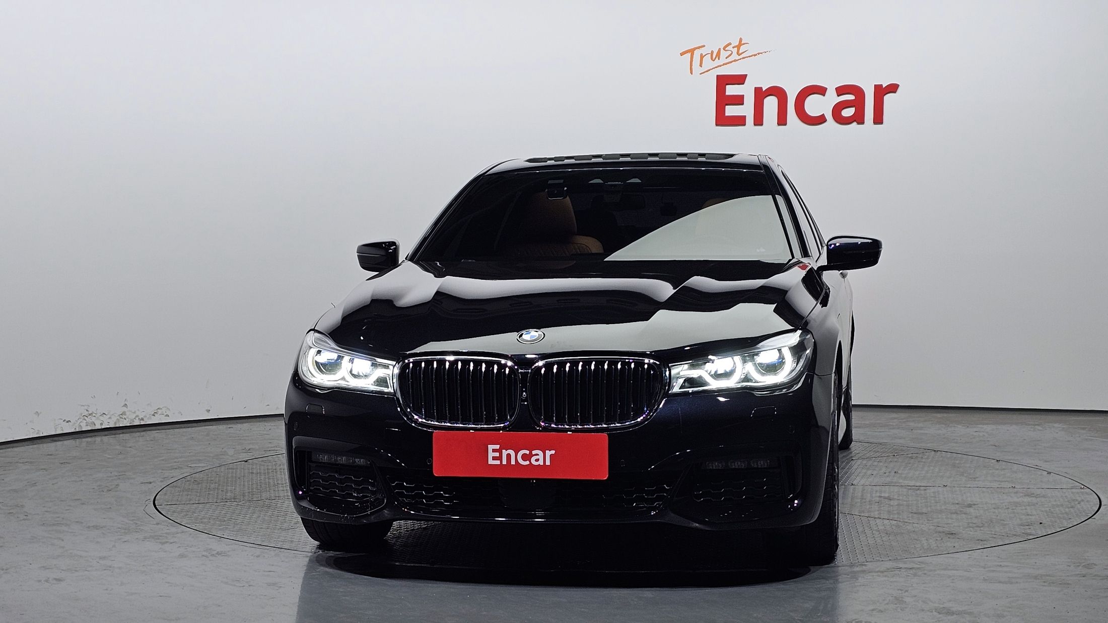 BMW 7-SERIES G11 2017