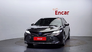 TOYOTA CAMRY XV70 2017