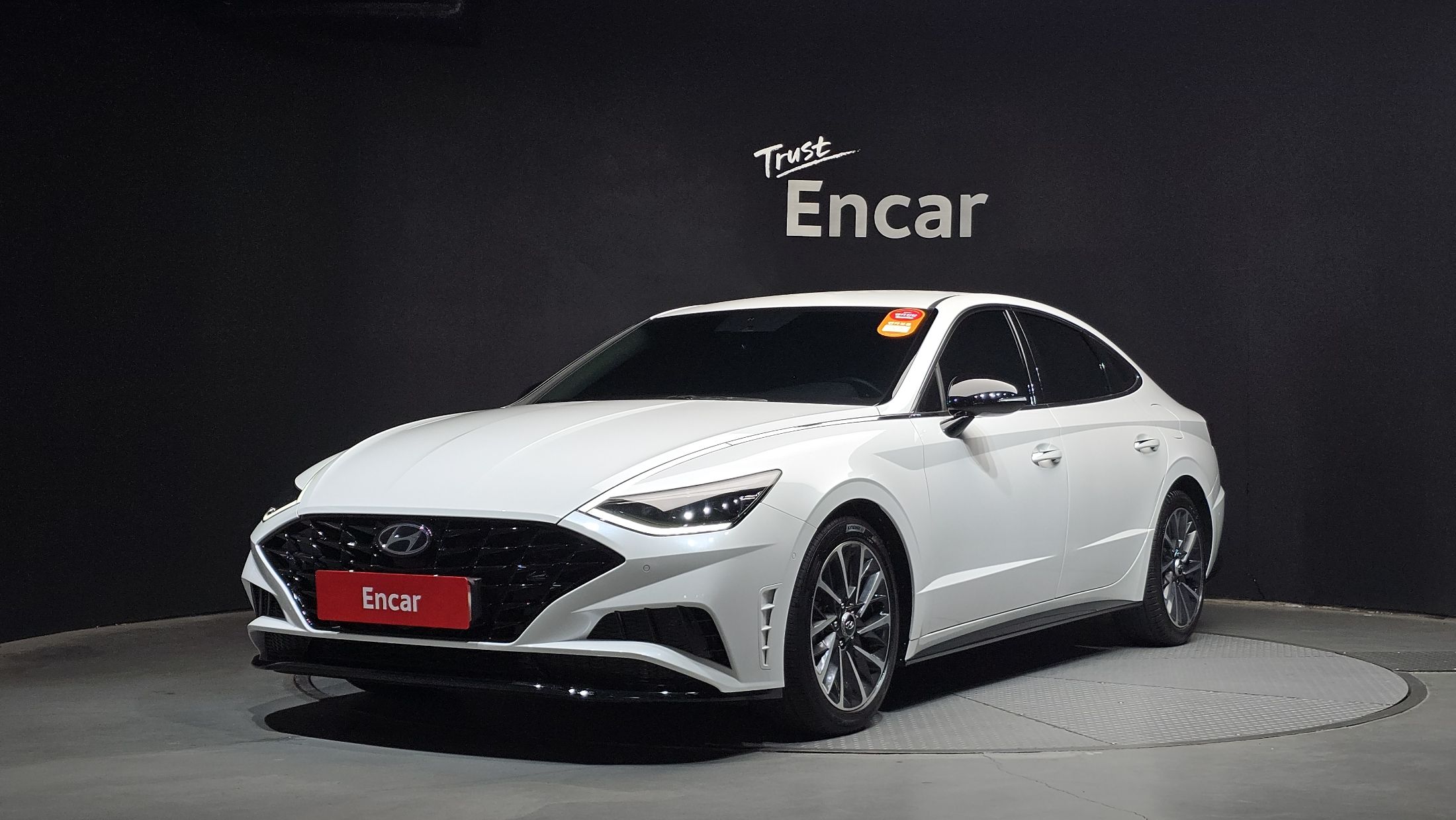 HYUNDAI SONATA DN8 2019