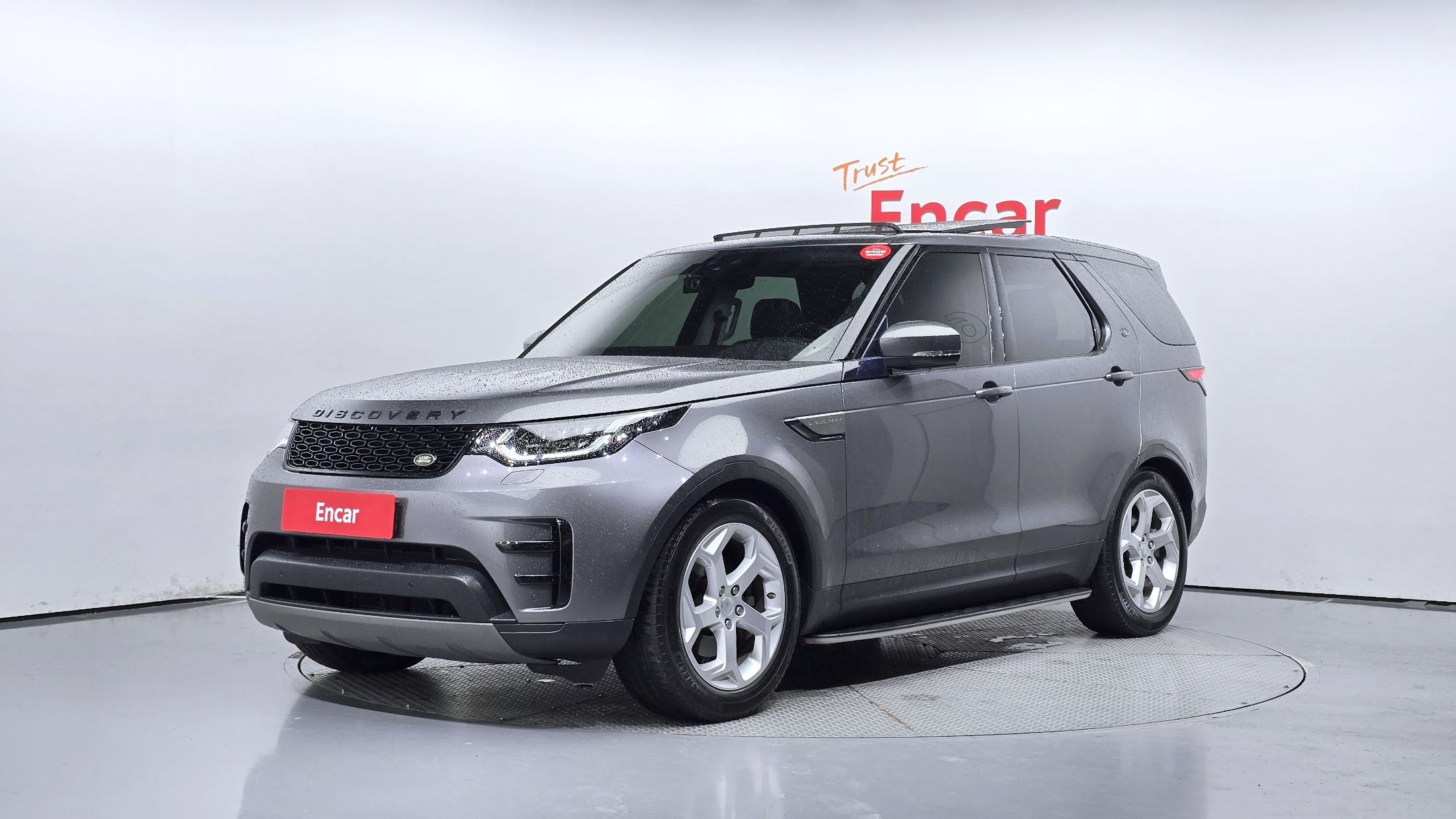 LAND ROVER DISCOVERY 5