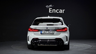 BMW 1-SERIES F40 2023
