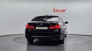 BMW 5-SERIES G30 2018