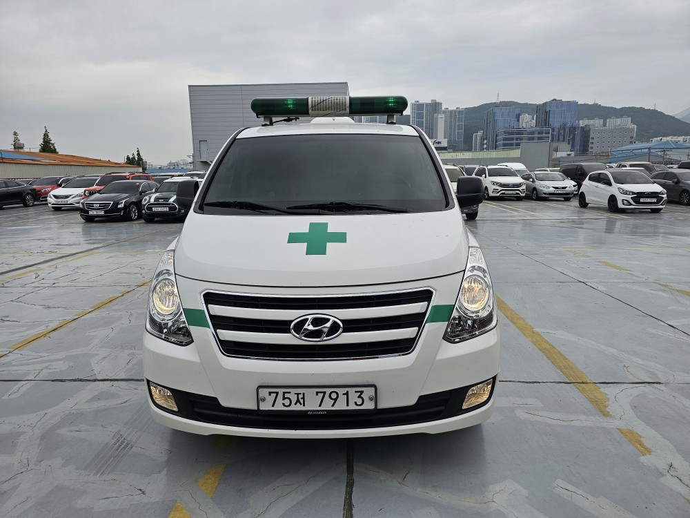 HYUNDAI STAREX GRAND 2016