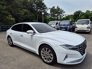HYUNDAI GRANDEUR IG HYBRID 2021