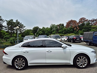 HYUNDAI GRANDEUR IG HYBRID 2021