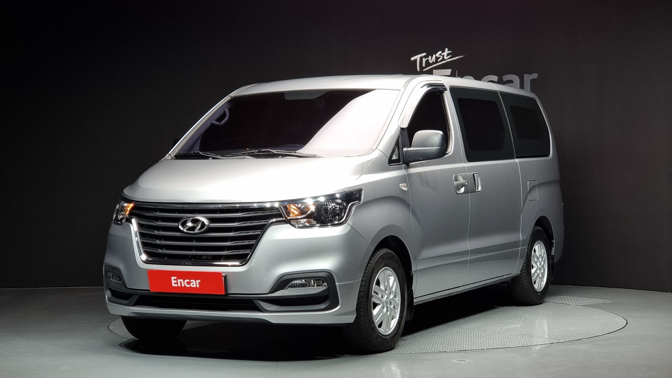 HYUNDAI STAREX GRAND