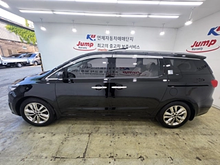 KIA CARNIVAL 2015