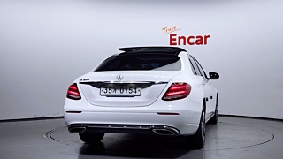 MERCEDES BENZ E-CLASS W213 2016