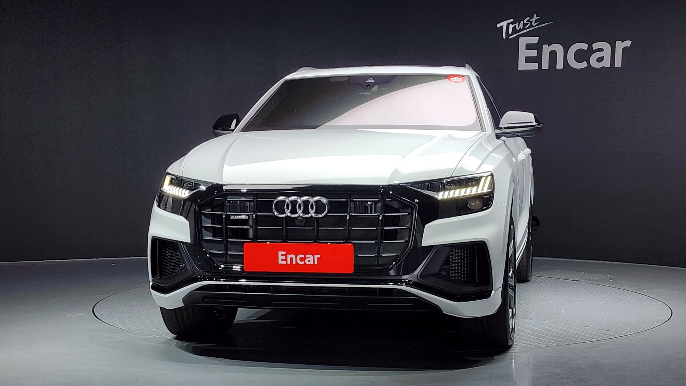 AUDI Q8 4M 2023