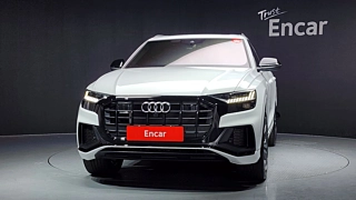 AUDI Q8 4M 2023