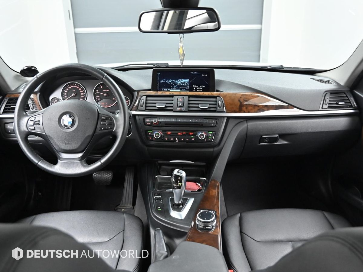 BMW 3-SERIES F30 2014