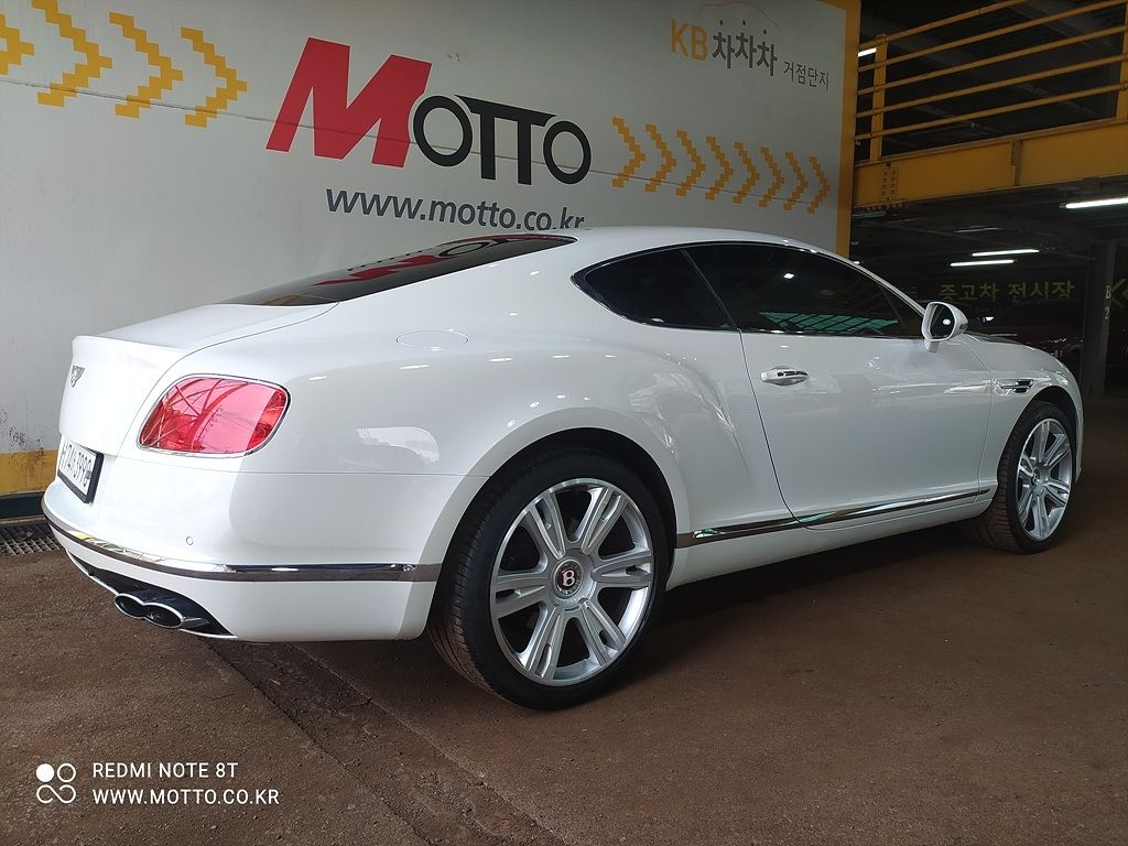 BENTLEY CONTINENTAL GT 2015