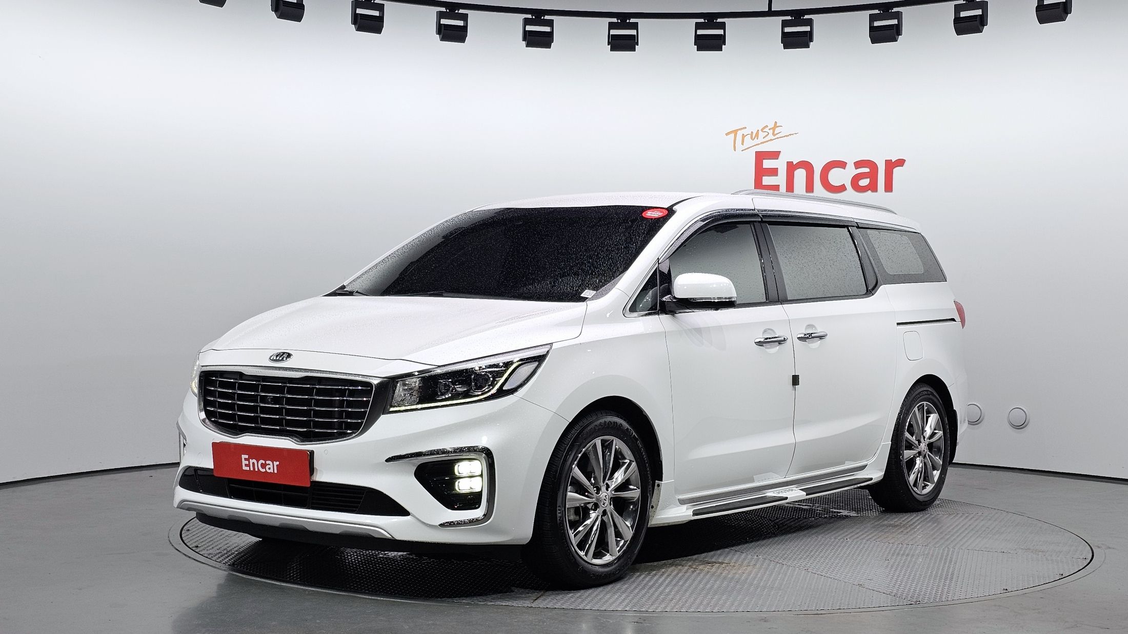 KIA CARNIVAL 2019
