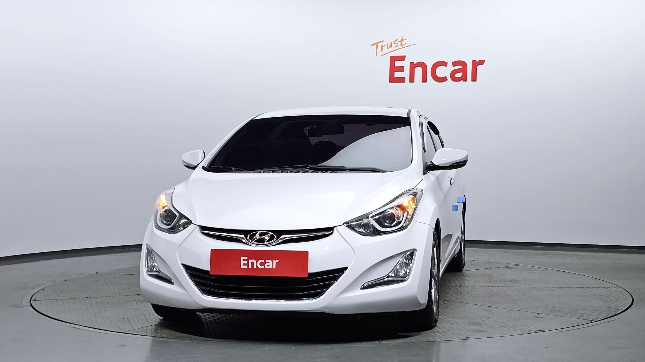 HYUNDAI AVANTE 2015