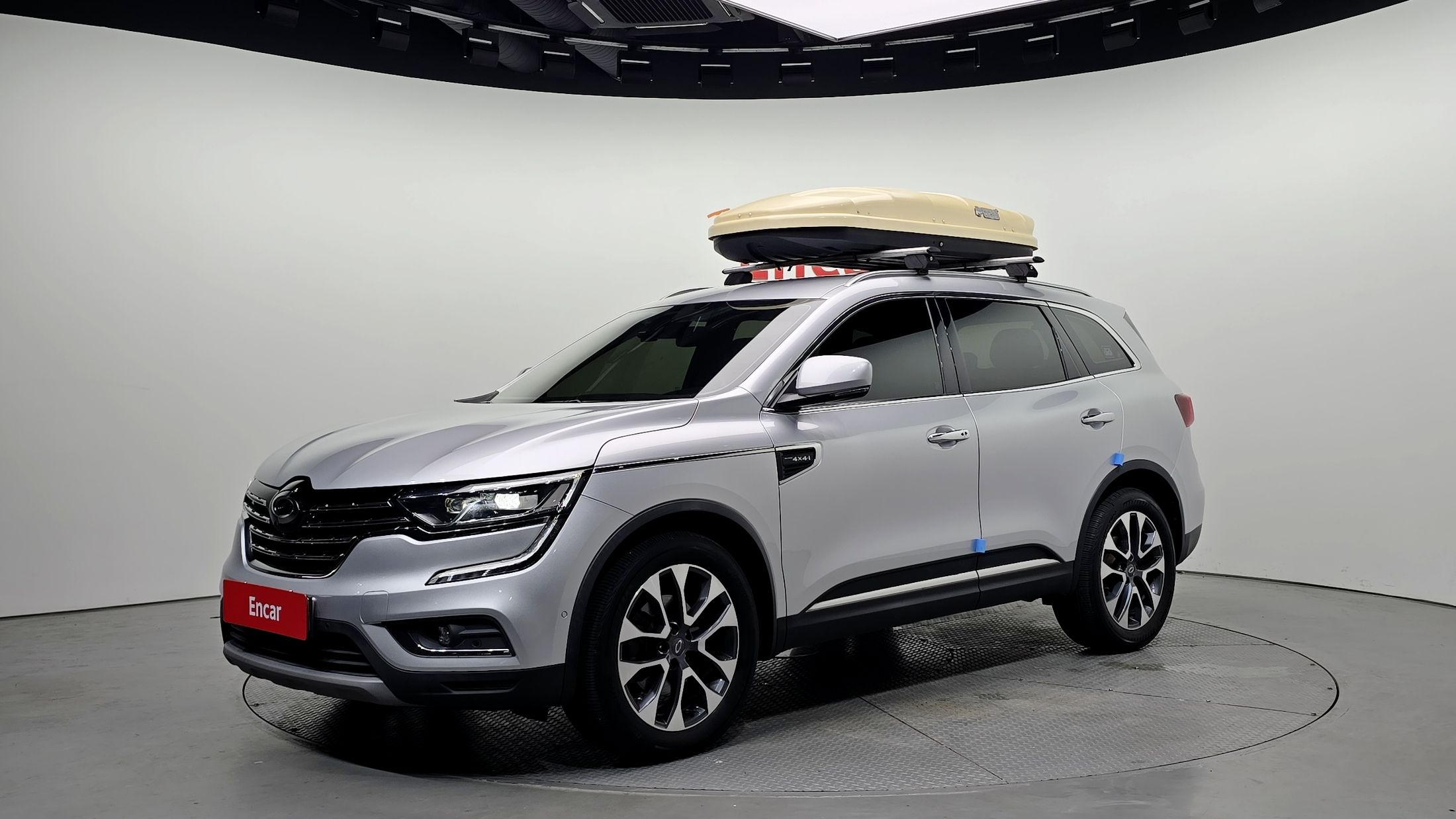 RENAULT SAMSUNG QM6