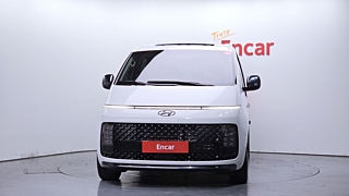 HYUNDAI STARIA 2023