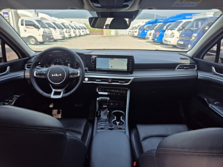 KIA K5 2023