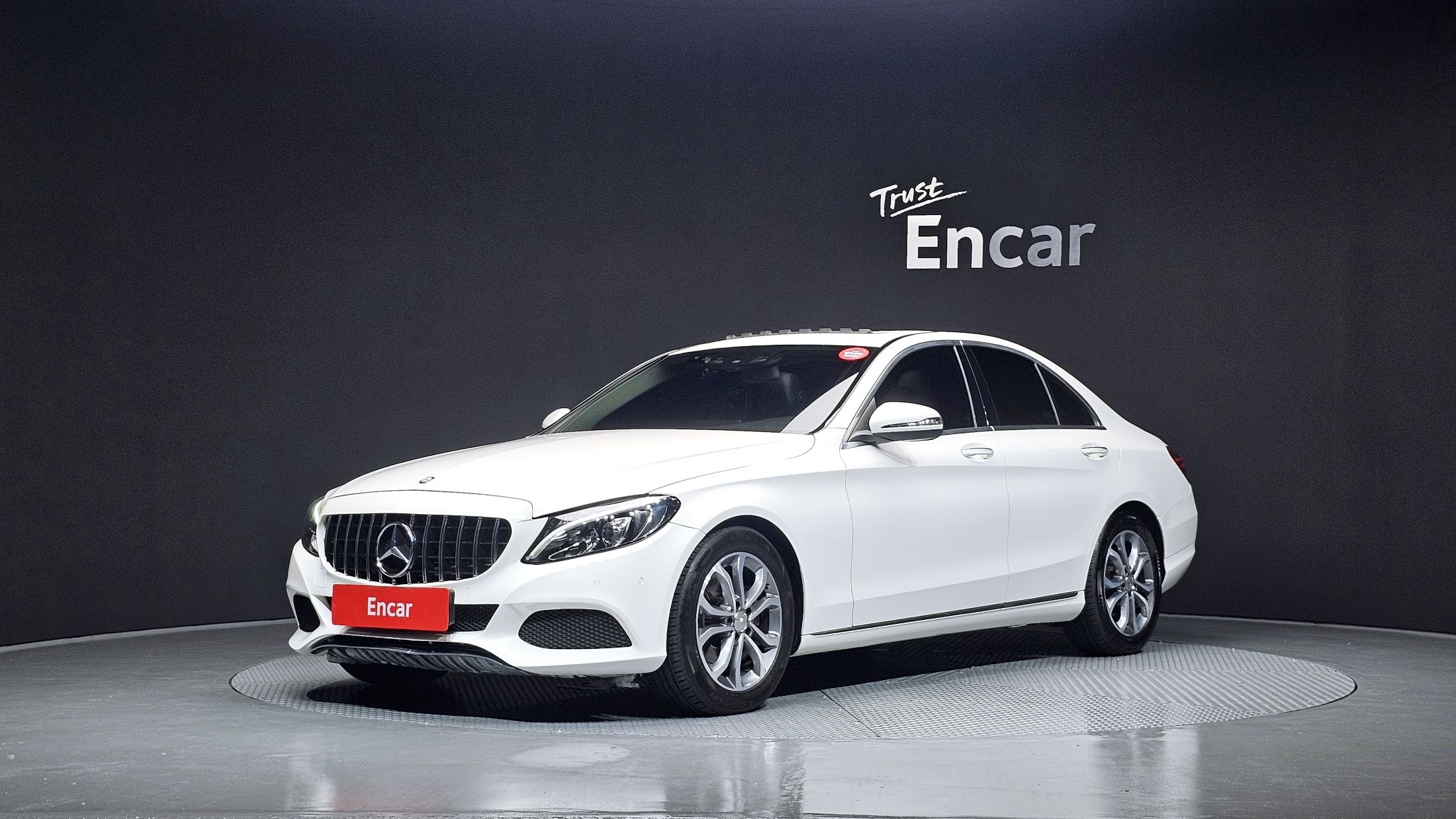 MERCEDES BENZ C-CLASS W205 2016