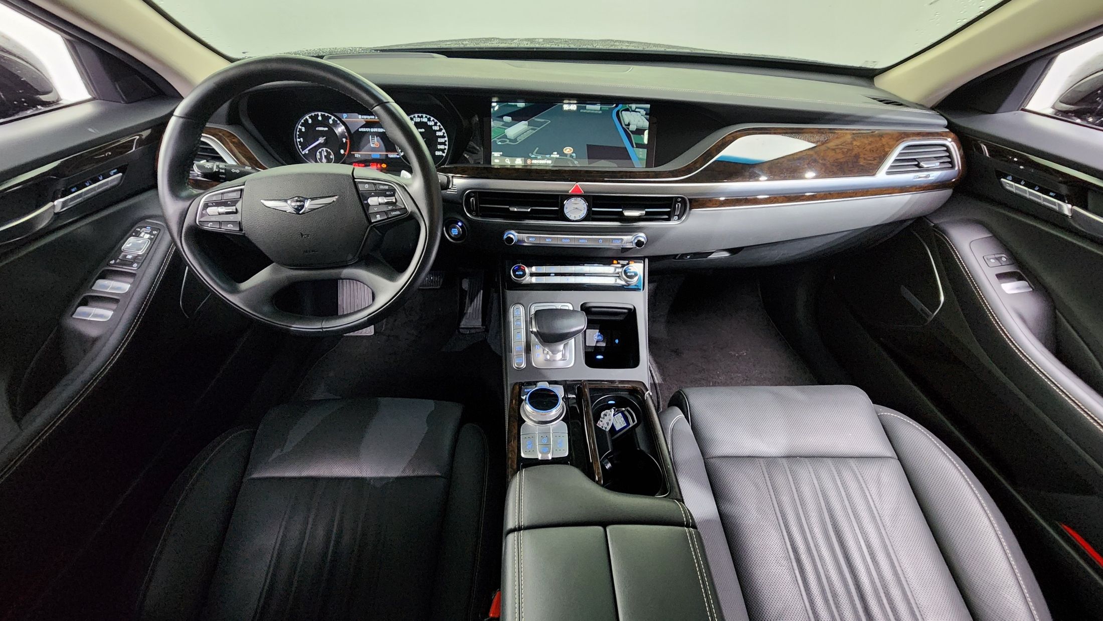 GENESIS G90 2019