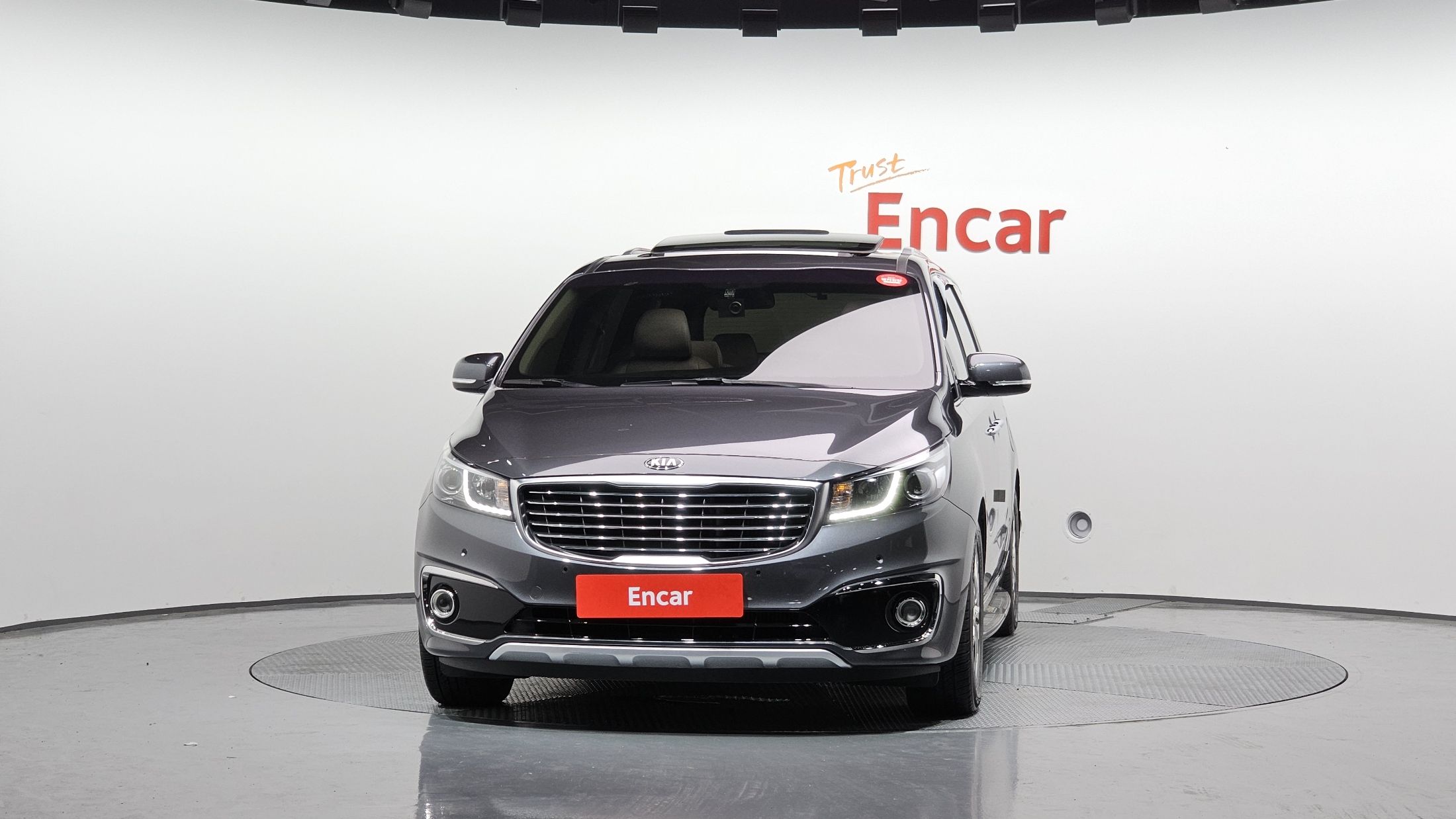 KIA CARNIVAL 2017