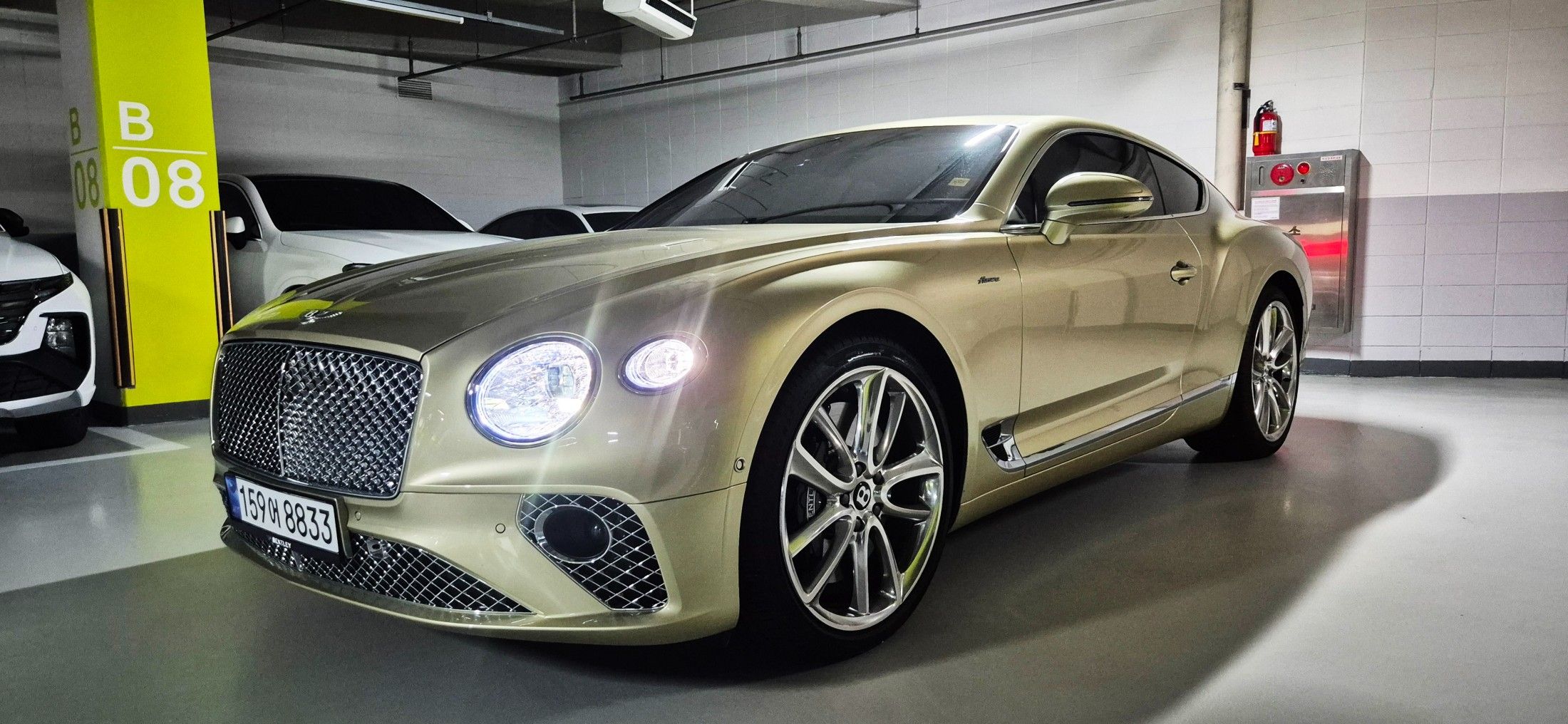 BENTLEY CONTINENTAL GT 2023