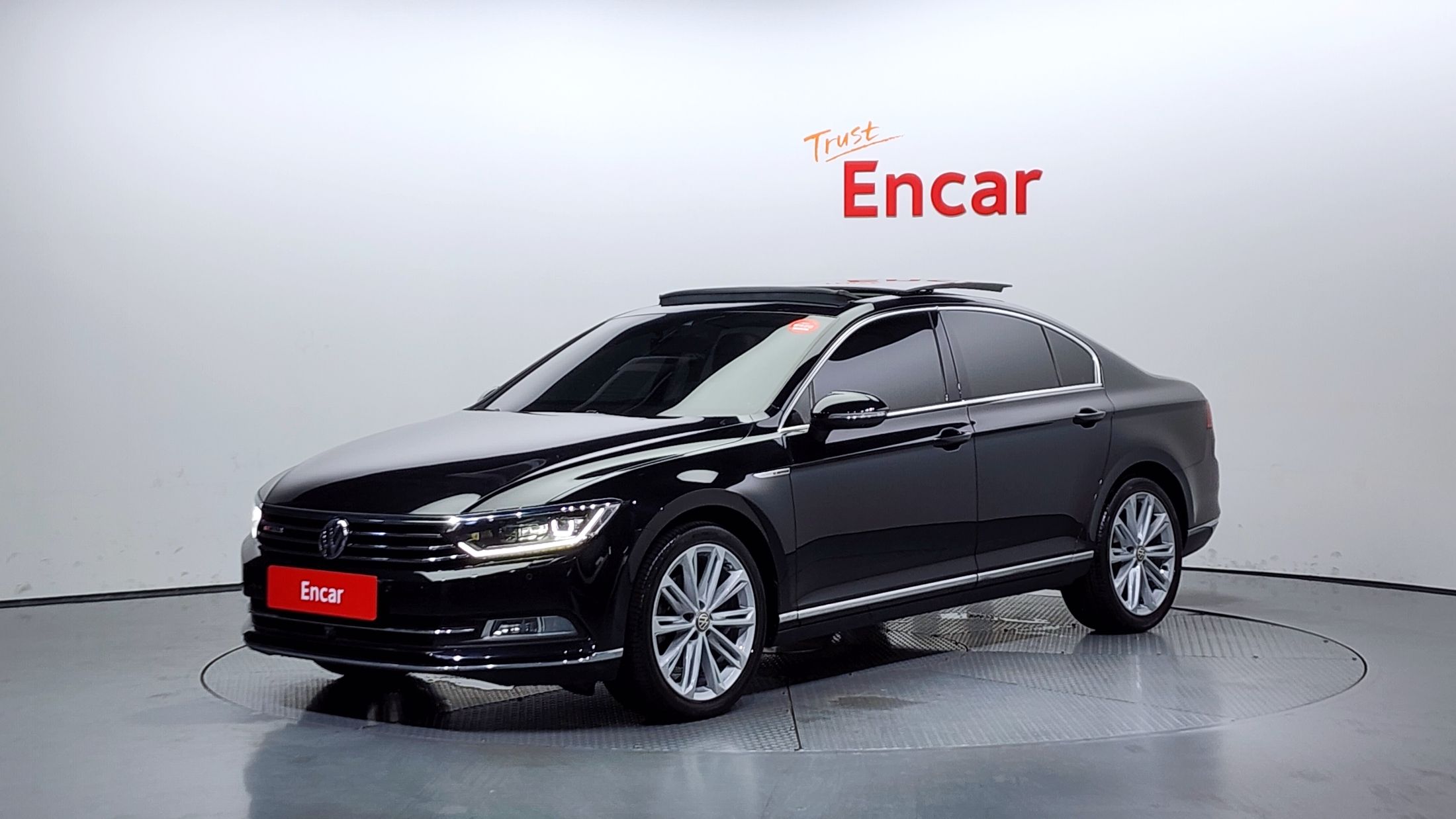VOLKSWAGEN PASSAT GT B8 2018