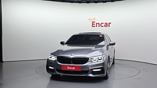 BMW 5-SERIES G30 2017