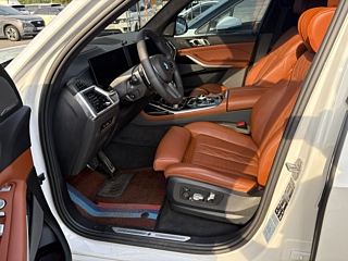 BMW X7 G07 2024