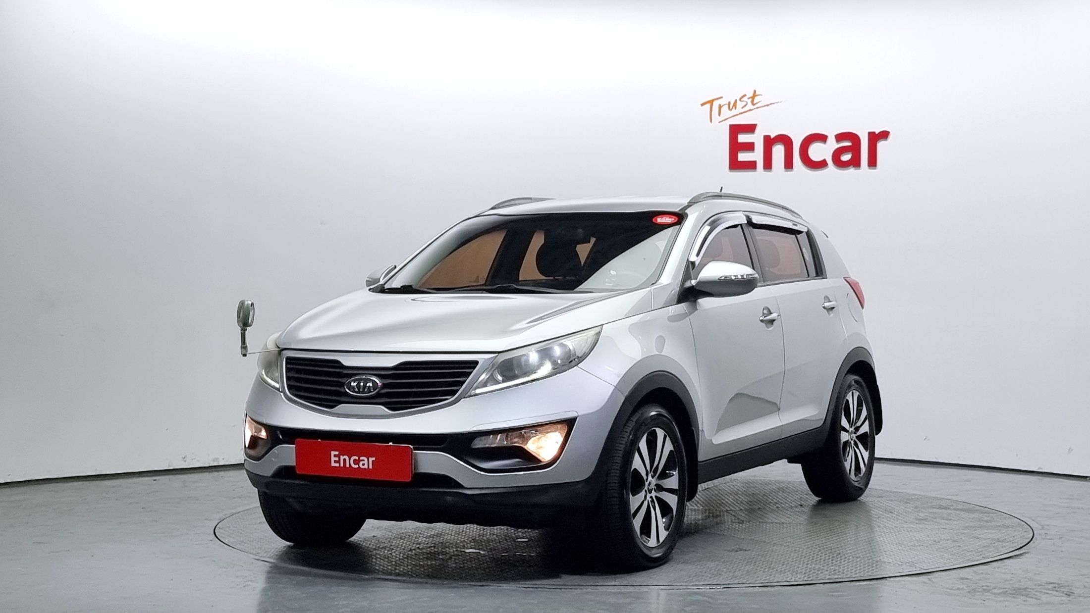 KIA SPORTAGE R
