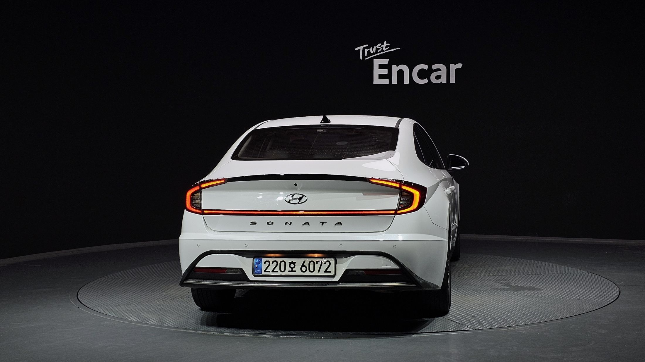 HYUNDAI SONATA HYBRID DN8