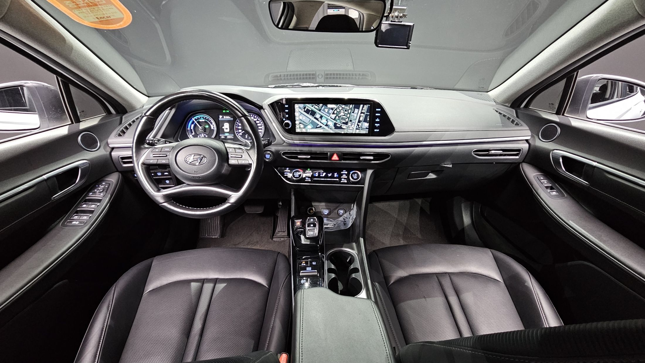 HYUNDAI SONATA HYBRID DN8