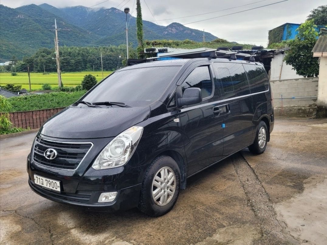 HYUNDAI STAREX GRAND 2017