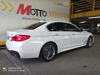 BMW 5-SERIES G30 2018