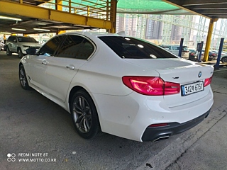 BMW 5-SERIES G30 2018