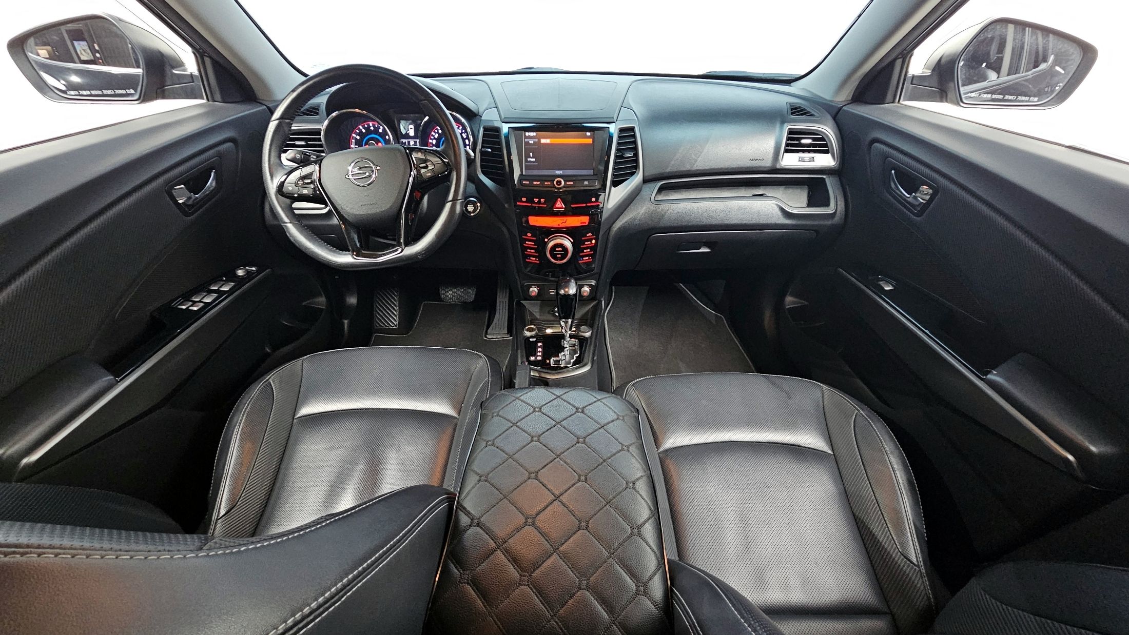 SSANGYONG TIVOLI 2017